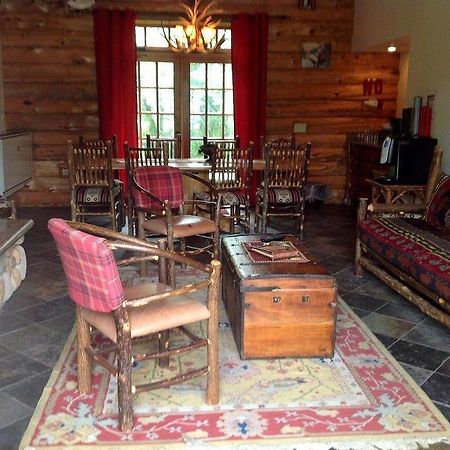 Finger Lakes Lodging Скеніетлес Екстер'єр фото