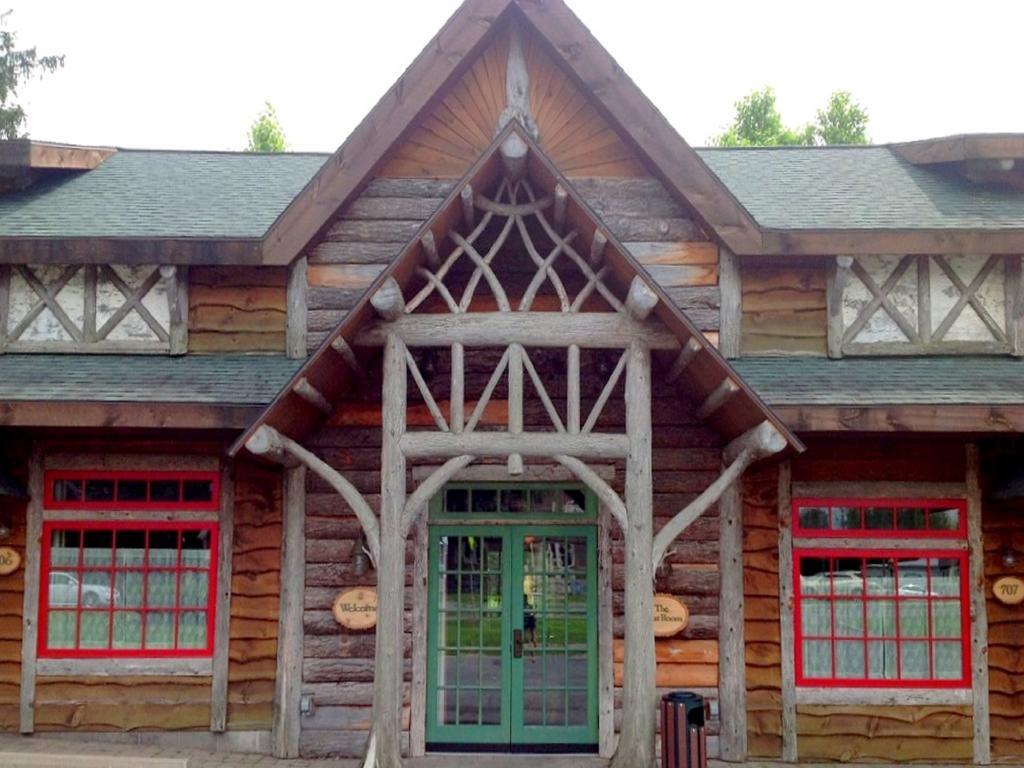 Finger Lakes Lodging Скеніетлес Номер фото
