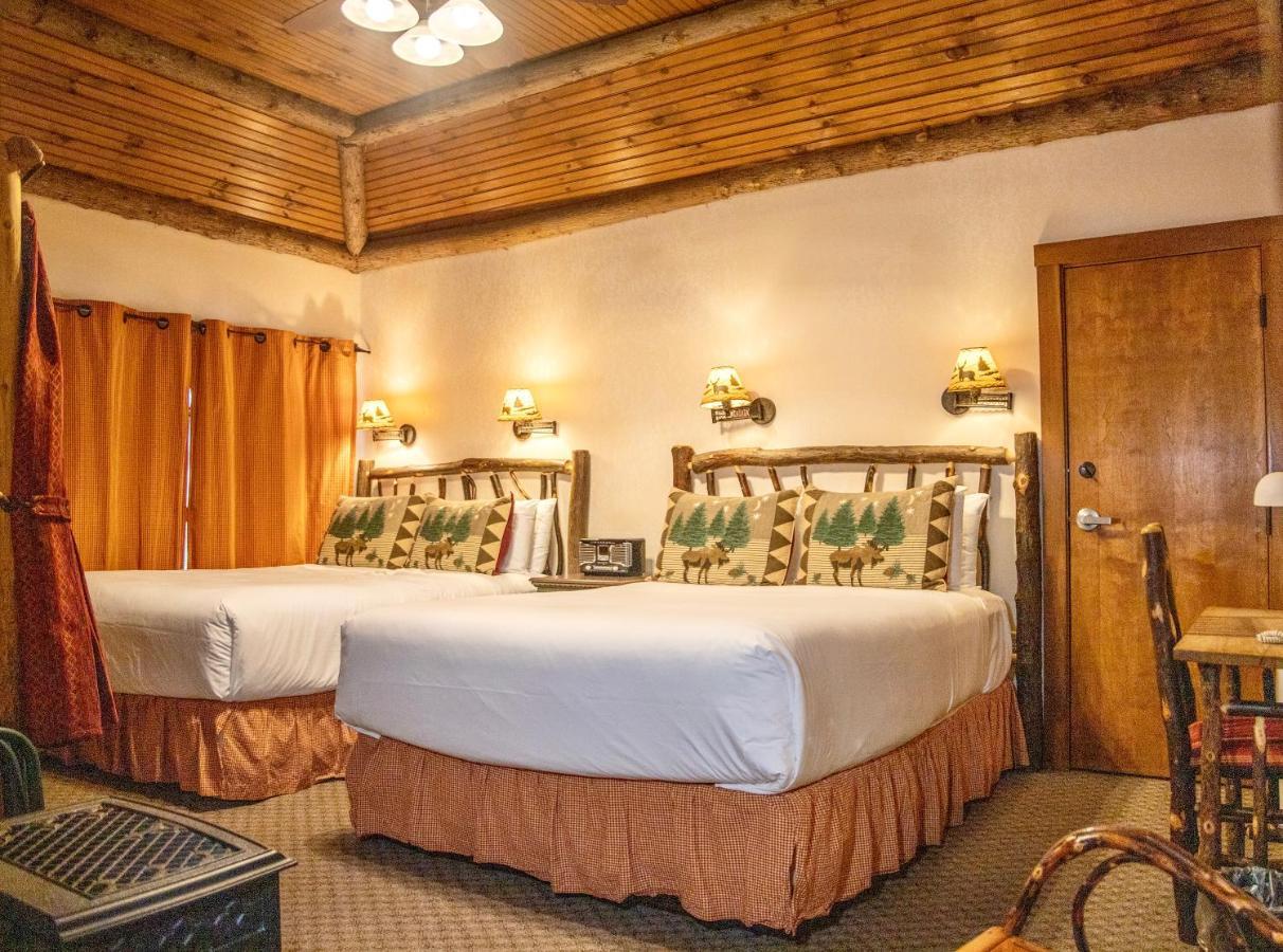 Finger Lakes Lodging Скеніетлес Екстер'єр фото